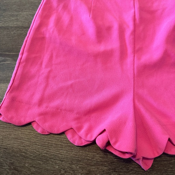 Monteau size Medium Pink High Waisted Scalloped Hem Shorts - Picture 2 of 10